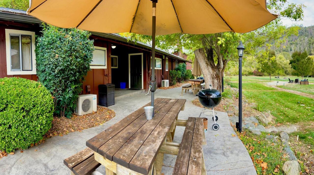 Indian Creek Lodge Douglas City Exterior foto